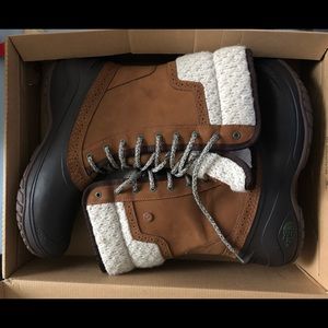 BRAND NEW North Face Boots